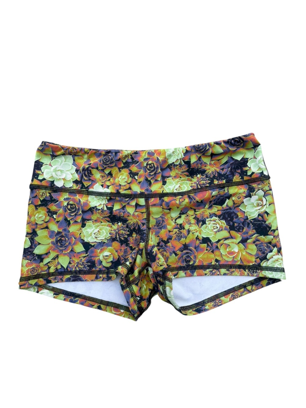 Fleo Low Rise Succulent Print Shorts Size Medium